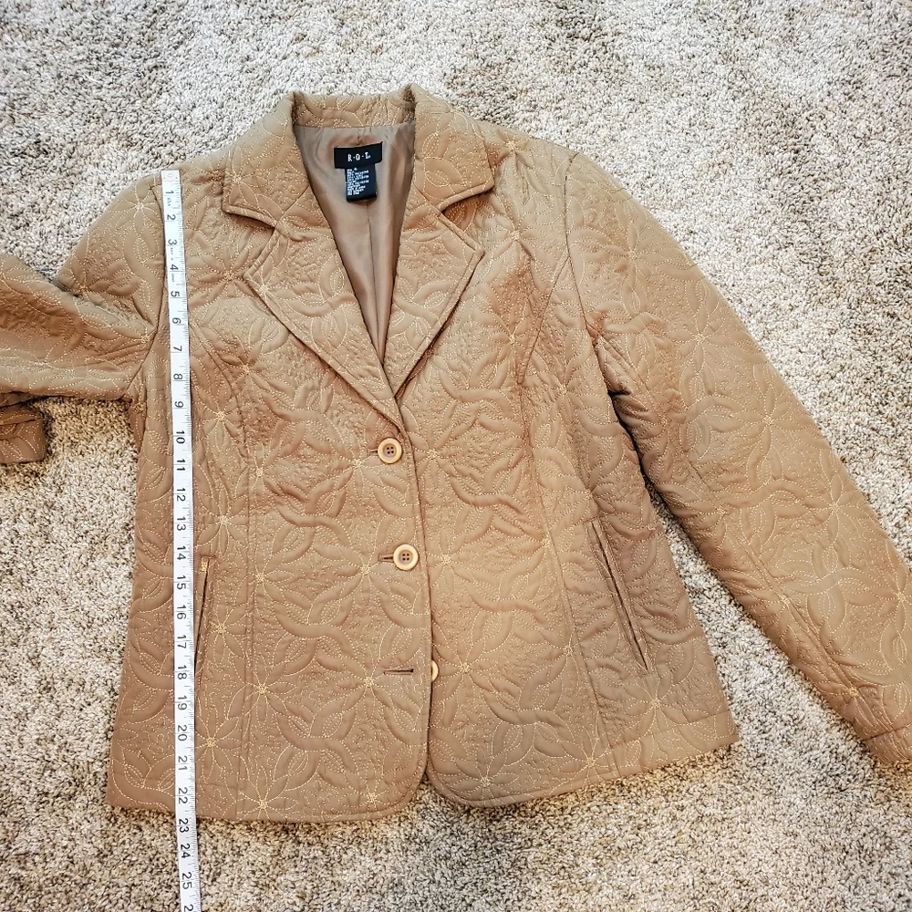 R.Q.T.  Jacket, Size Small - Picture 12 of 13